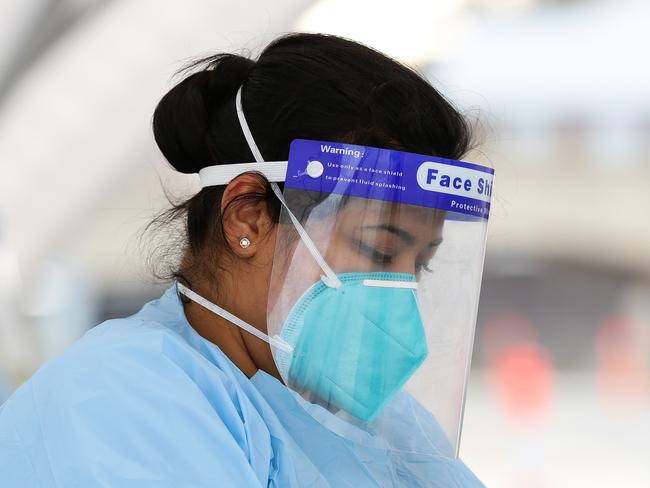 SYDNEY, AUSTRALIA - SEPTEMBER 02, 2020: Nurses seen testing local sydneysiders at the Bondi Drive Thru Covid Testing Clinic in, Sydney Australia, on SEPTEMBER 02 2020. Picture: NCA NewsWire / Gaye Gerard