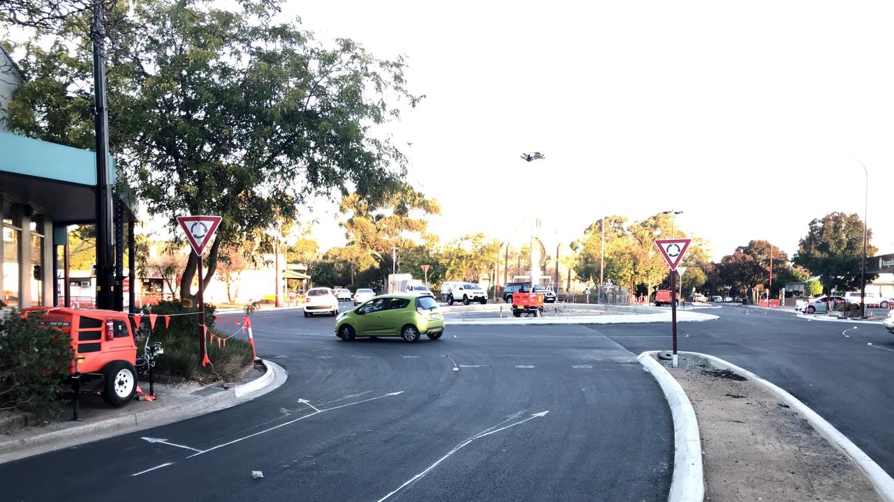 Blackwood roundabout black spot hasn’t been fixed | The Advertiser