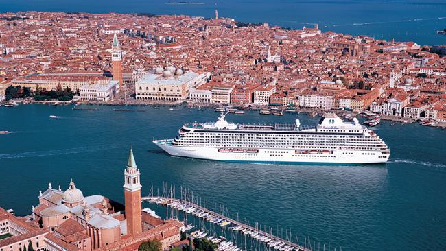 Crystal Serenity in Venice