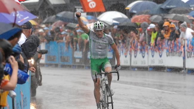 Baden Cooke crossing finish line during Tour Down Under race Stage 3 from Stirling to Victor Harbor in 2007.