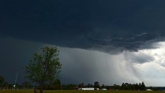 A severe thunderstorm above Purga. Photo: Brisbane Weather