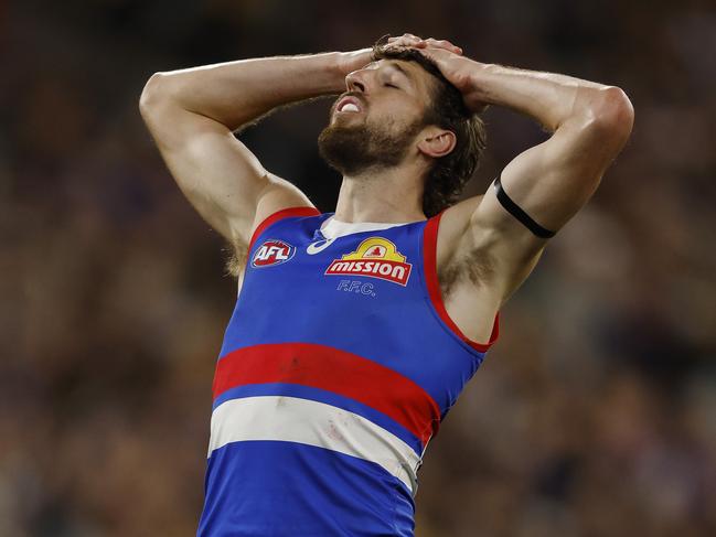 NCA. MELBOURNE, AUSTRALIA. September 4 , 2024. AFL Elimination final. Western Bulldogs vs Hawthorn at the MCG.  Bulldog Marcus Bontempelli reacts after his shot at goal was touched 4th qtr    . Pic: Michael Klein