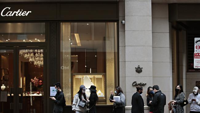 People lining up to enter Cartier in Sydney