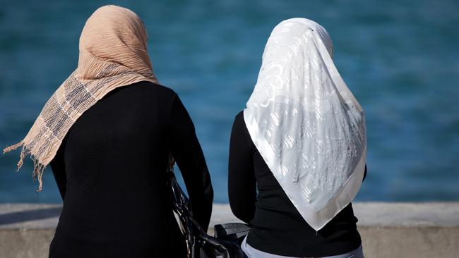 Centrelink has revealed it refuses to collect data on polygamous marriages under Islamic law.