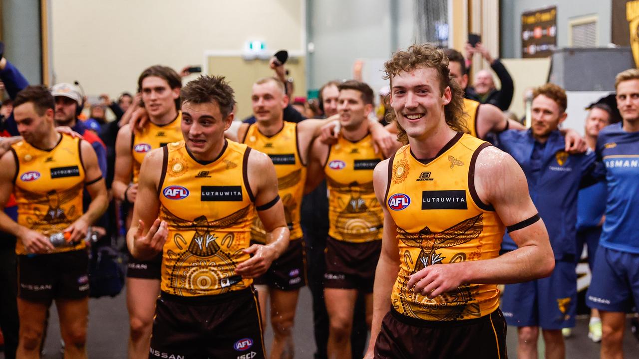 Josh Weddle (right) was a higlight of the win. Picture: Dylan Burns/AFL Photos via Getty Images