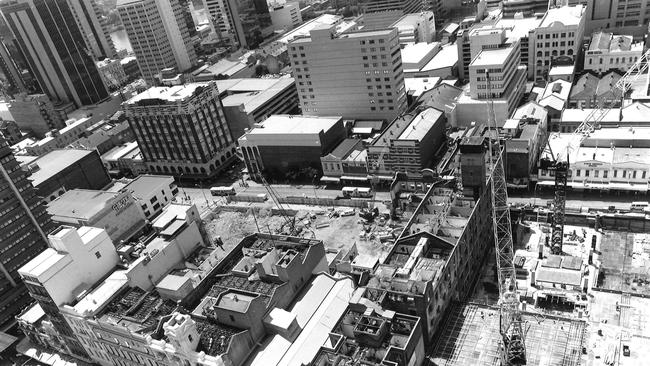 Myer Centre under construction between Queen and Elizabeth St in the Brisbane CBD in 1987.