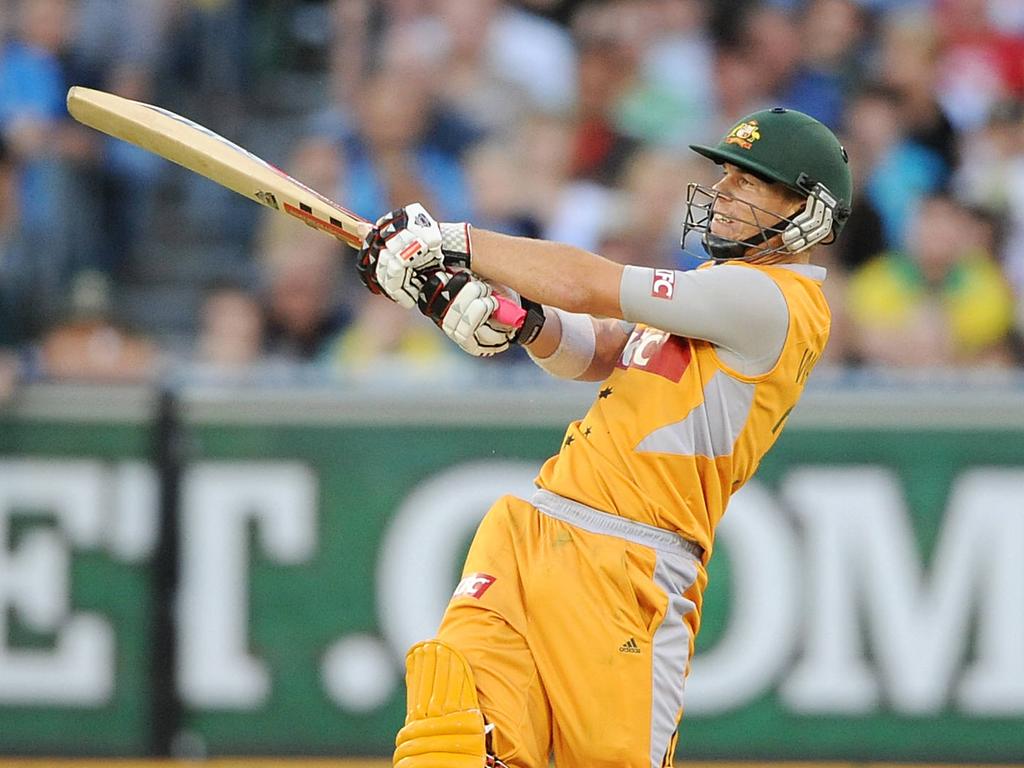 David Warner launches Dale Steyn on debut for Australia.