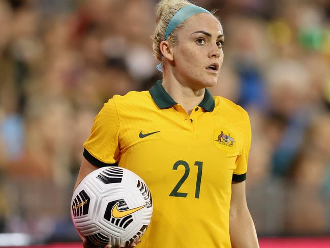 NEWCASTLE, AUSTRALIA - NOVEMBER 30: Ellie Carpenter of the Matildas during game two of the International Friendly series between the Australia Matildas and the United States of America Women's National Team at McDonald Jones Stadium on November 30, 2021 in Newcastle, Australia. (Photo by Ashley Feder/Getty Images)