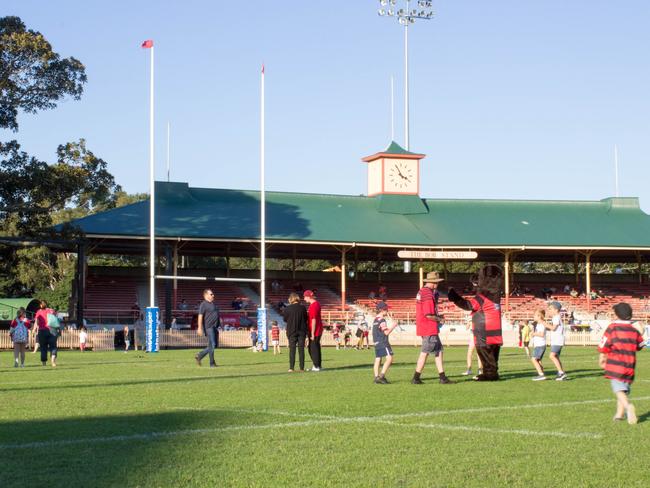 A proposal for the Waratahs to play at North Sydney Oval is being discussed.