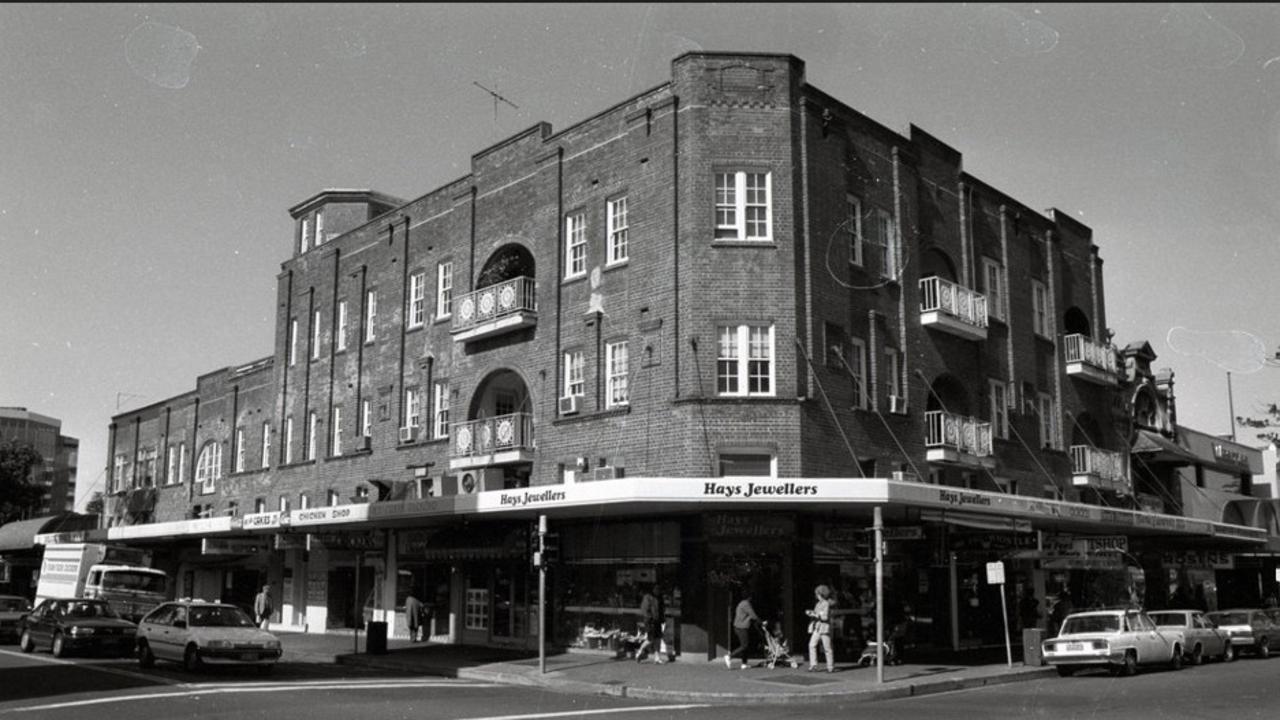 The Hays Jewellers shop at the corner of The Corso and Darley Rd, Manly, in 1991. Picture: Northern Beaches Library