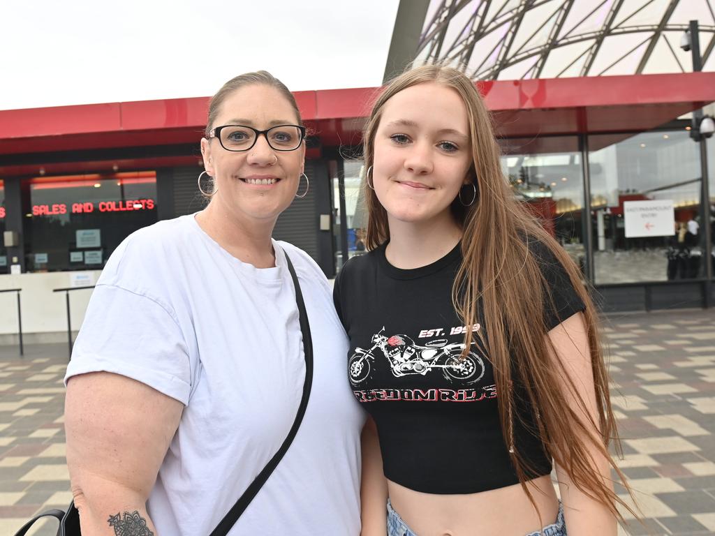 Fans outside the Snoop Dogg Concert at the Adelaide Entertainment centre. Picture: Keryn Stevens