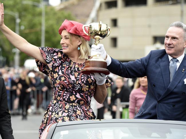 MELBOURNE, AUSTRALIA - NewsWire Photos OCTOBER 31, 2022: Melbourne Lord Mayor Sally Capp and Victorian Racing Club Chairman Neil Wilson parade over Princes Bridge in the Melbourne Cup cavalcade. Picture: NCA NewsWire / Andrew Henshaw