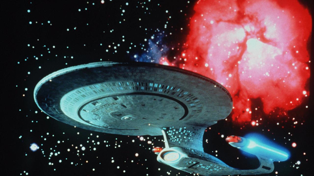 Scene showing USS Enterprise space ship from TV program "Star Trek" /TV/programs/Titles/Star/Trek