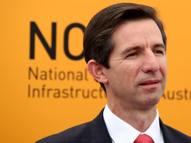 Federal Minister for Education and Training Simon Birmingham is seen during a press conference with Federal Minister for Jobs and Innovation Michaelia Cash, Australian Chief Scientist Alan Finkel and Federal Member for Boothby Nicole Flint during a tour of the Waite Campus of the Adelaide University in Adelaide, Tuesday, May 15, 2018. Institutions researching cancer, cyber security and management of the Great Barrier Reef will benefit from $1.9 billion in federal government infrastructure funding. Education Minister Simon Birmingham says the Research Investment Strategy responds to recommendations made by scientists, including Australia?s Chief Scientist Alan Finkel. (AAP Image/Kelly Barnes) NO ARCHIVING