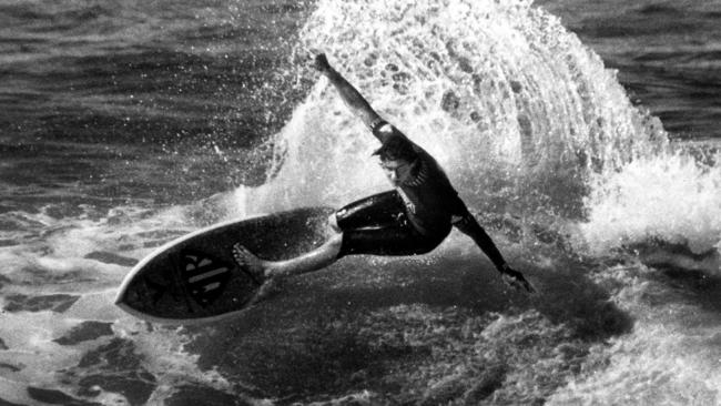 Multiple worlod champion Mark Richards on wave at Sydney's Bronte Beach back in 1980’s.  