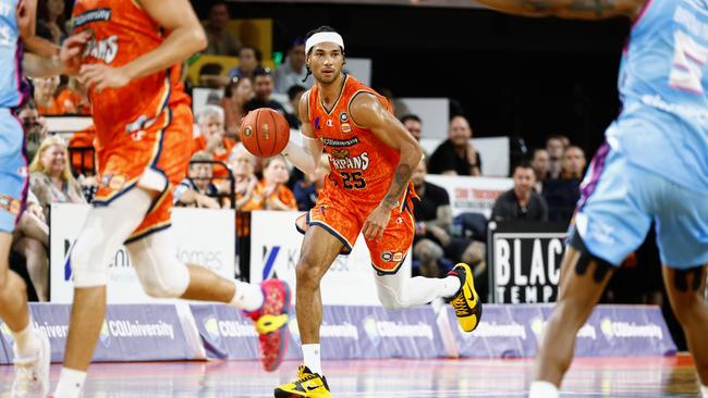 Keanu Pinder of the Cairns Taipans in the NBL match against the New Zealand Breakers, held at the Cairns Convention Centre on Sunday, October 23. Picture: Brendan Radke