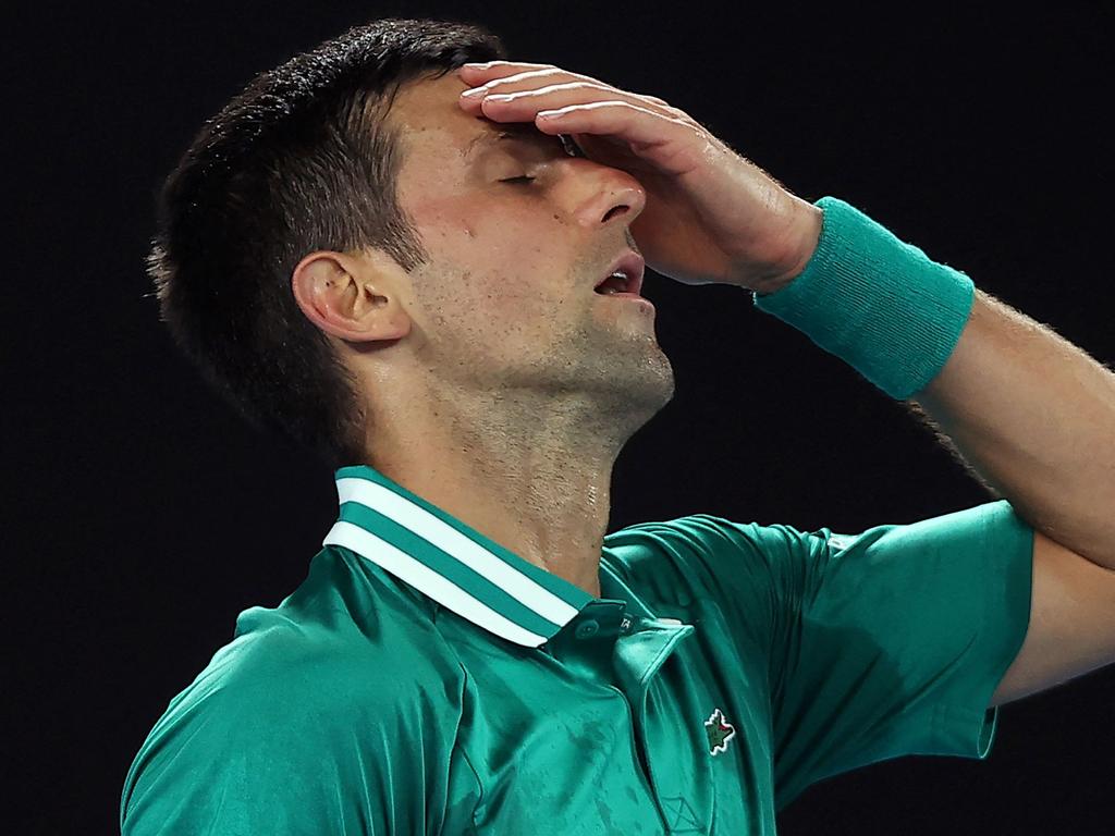 Djokovic passa sufoco, mas supera Seppi e encara Simon em Melbourne - Lance!