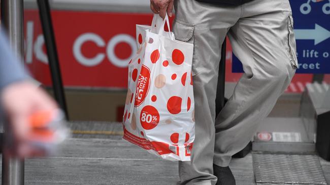 Mrs Munn urged people to be more respectful to supermarket staff. AAP Image/Peter RAE