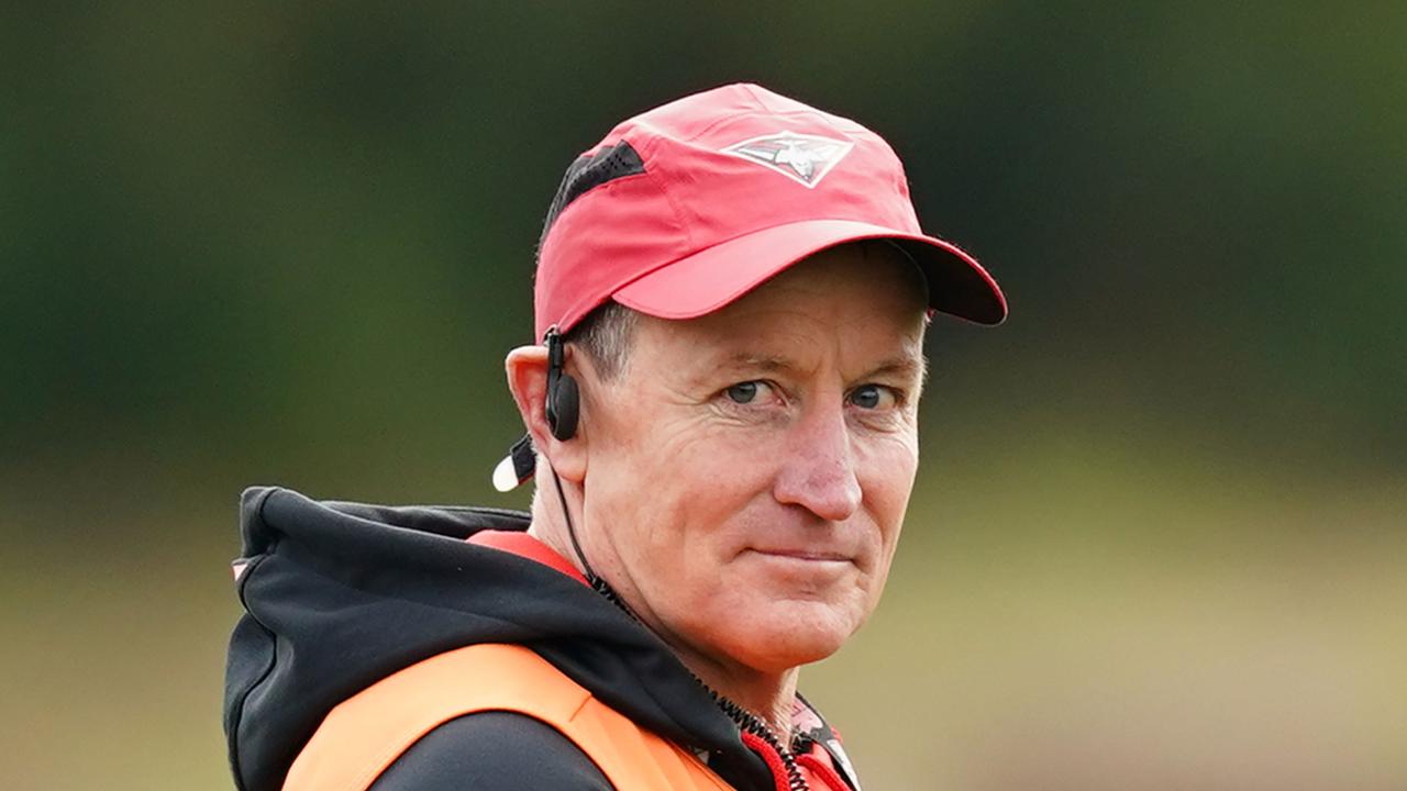 Bombers coach John Worsfold. Photo: AAP Image/Scott Barbour