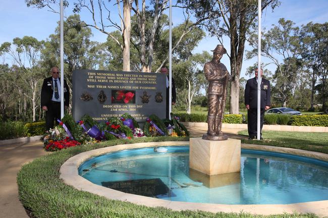 Region’s Rsl Subbranches Come Together For Anzac Services 