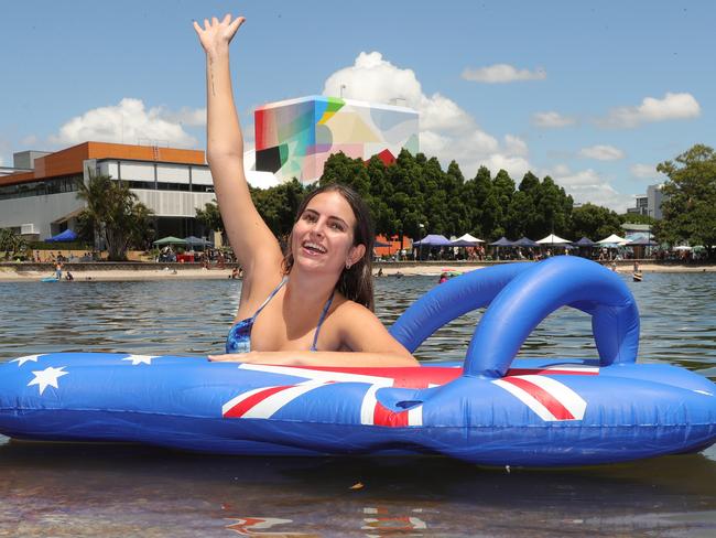 Enjoying a dip at Evandale Lakes with her thong was Azarlia Adams of Arundel. Picture: Glenn Hampson.