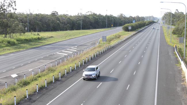 A new M1 overpass is not on the cards. AAP Image/Richard Gosling