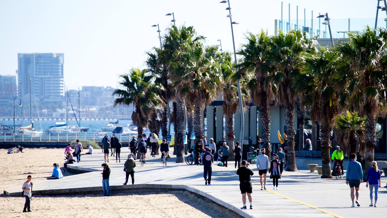 Melburnians were out enjoying the sunshine on Saturday. Picture: Mark Stewart