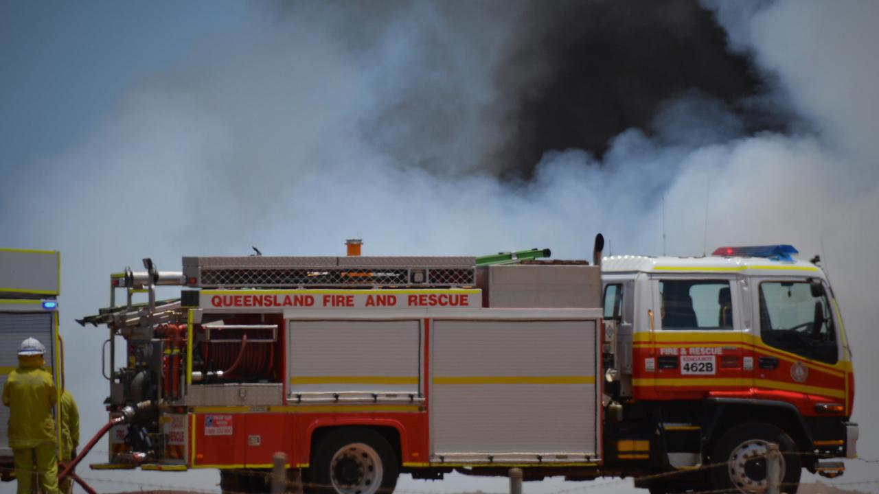 Large grass fire sparked by car blaze near Gladstone