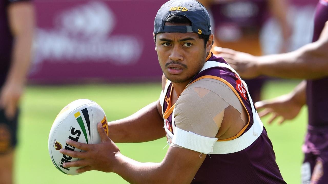 Anthony Milford in action during Brisbane Broncos pre-season training at Gilbert Park in Brisbane, Monday, February 4, 2019. (AAP Image/Darren England) NO ARCHIVING