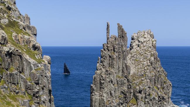 A Sydney to Hobart yacht rounding Tasman Island. Pic: Andrea Francolini.