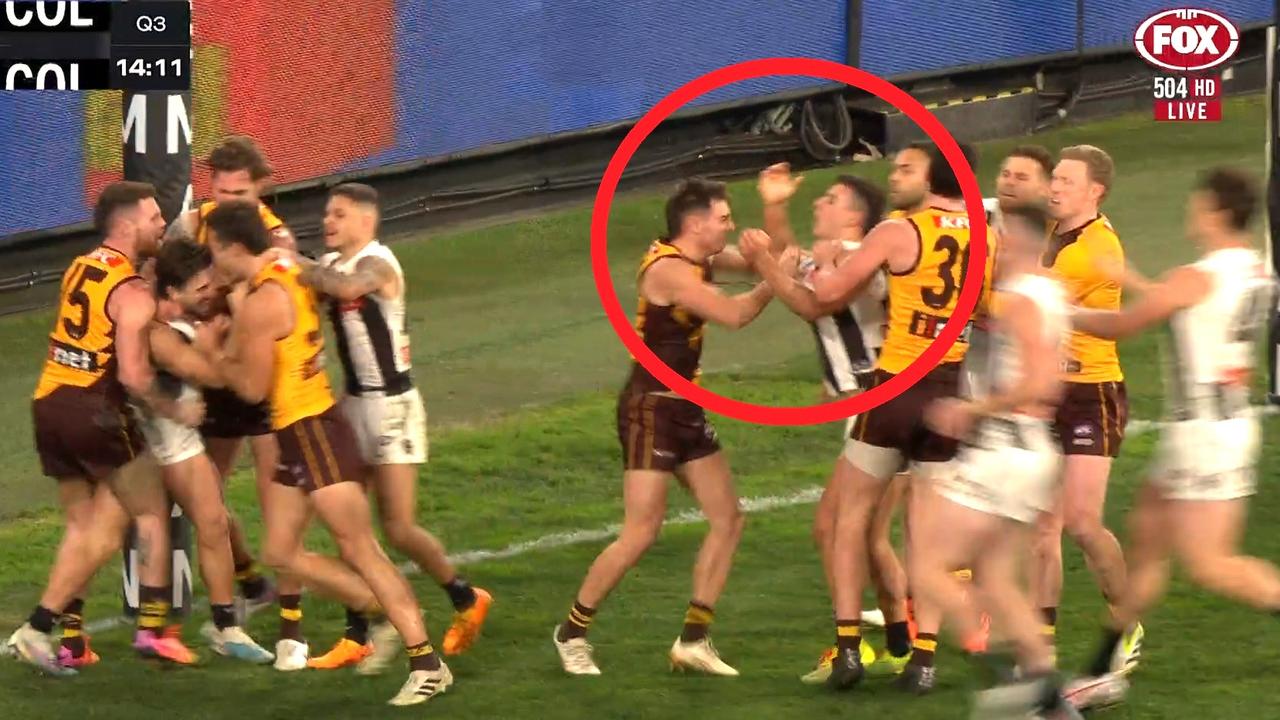 Nick Daicos dropped like a bag of spuds. Photo: Fox Footy.