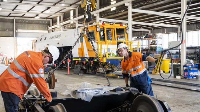 Martinus Rail, based at Rocklea, hopes to hire 600 local people, including 60 apprentices, to work on 570km of Inland Rail track between Narromine in New South Wales and Gowrie in Queensland.