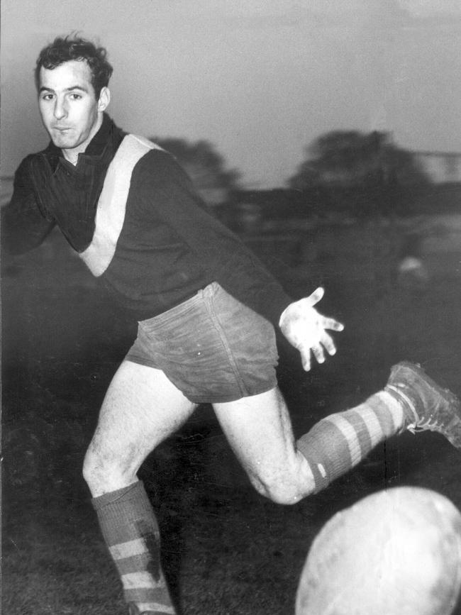 Frank Dimattina at Richmond training in 1964.