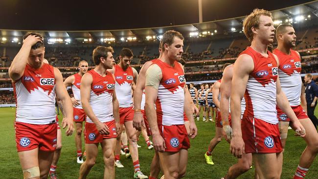 The Swans are seen in action during the second semi-final between the Geelong Cats and the Sydney Swans at MCG in Melbourne. Picture: AAP/Julian Smith