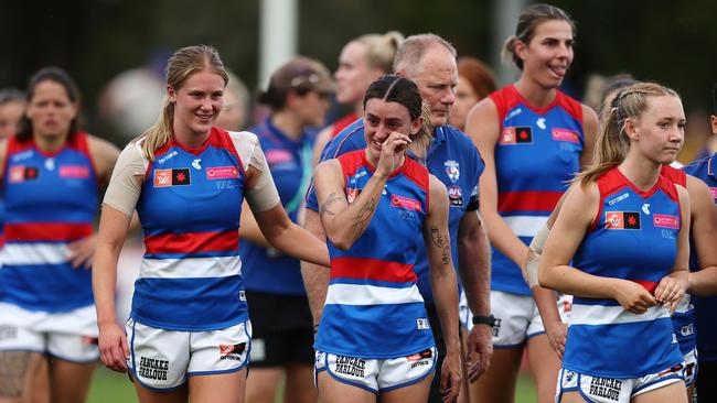 MELBOURNE . 06/11/2022.  AFLW. Elimination final. Collingwood vs Western Bulldogs at Victoria Park, Melbourne.           . Picture by Michael Klein