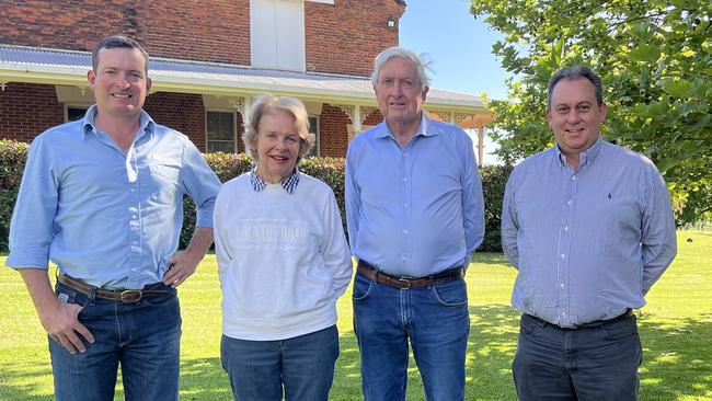 AAM executive director Nathan Morris, vendors Tina and Rob Vickery and AAM managing director Garry Edwards.