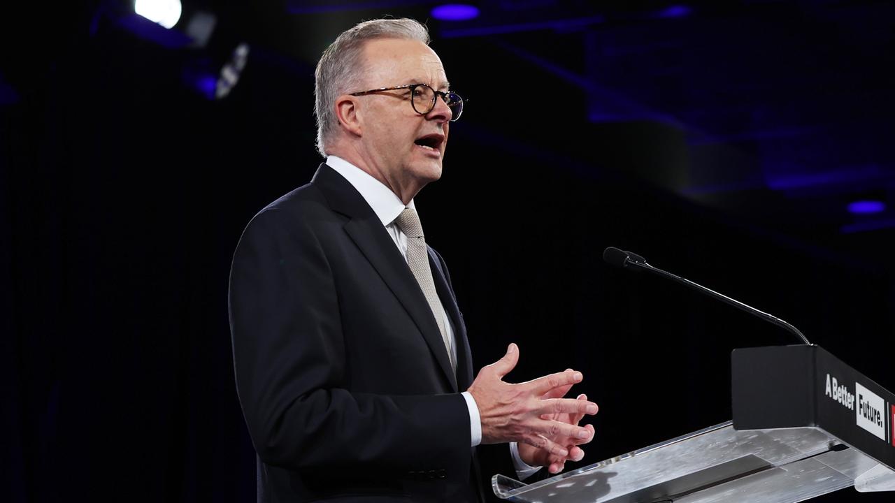 Federal Opposition leader Anthony Albanese speaks during the Labor Party election campaign launch at Optus Stadium. Picture Paul Kane/Getty Images)