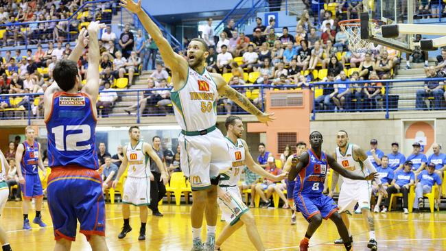 Buzzer denies Crocs charge NT News