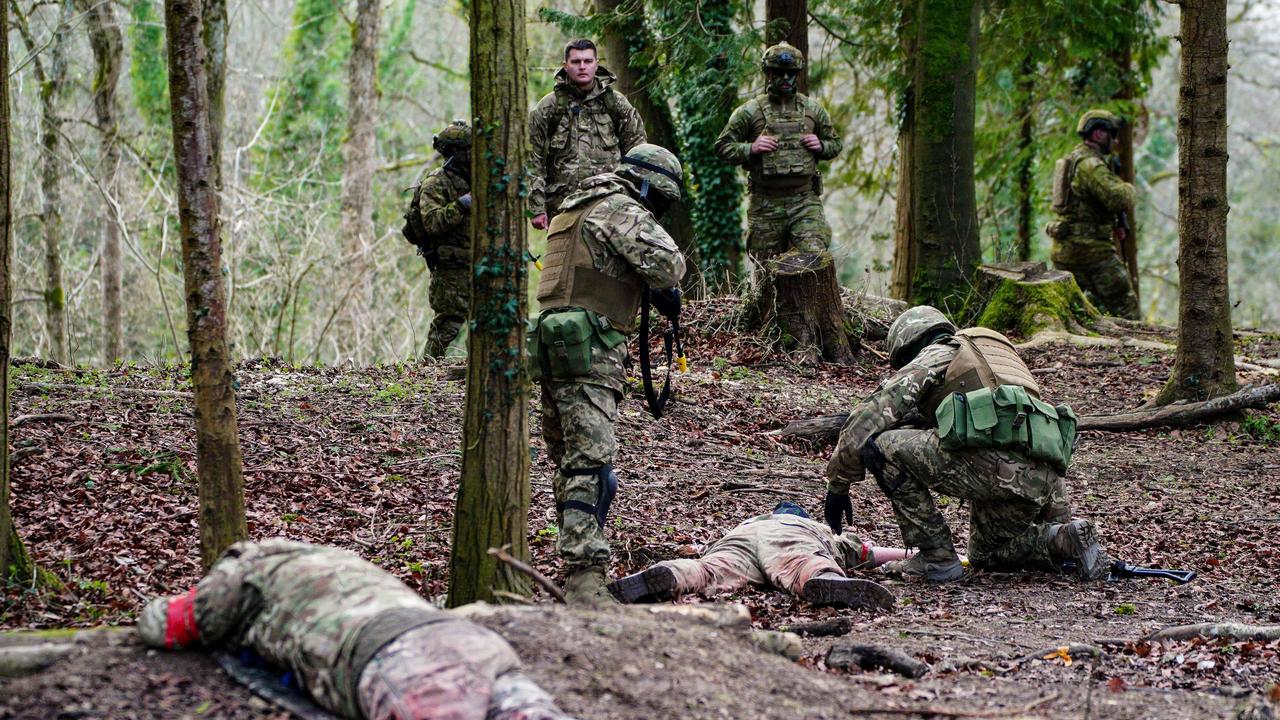 Ukrainian soldiers take part in a training by Australian and British troops. Picture: AFP