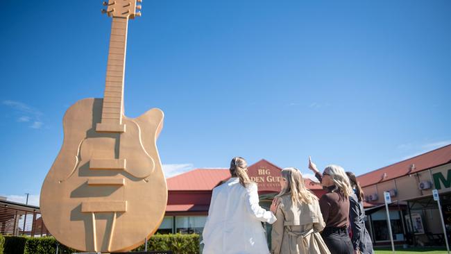 Big Golden Guitar, Tamworth.