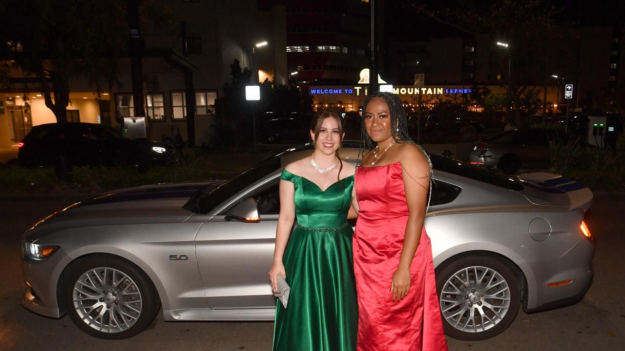 ANNANDALE CHRISTIAN COLLEGE school formal 2022 at Ridges Southbank. Monique Casson and Victoria Frewen-Lord. Picture: Evan Morgan