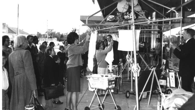 A historical photo of the Hills Hoist.