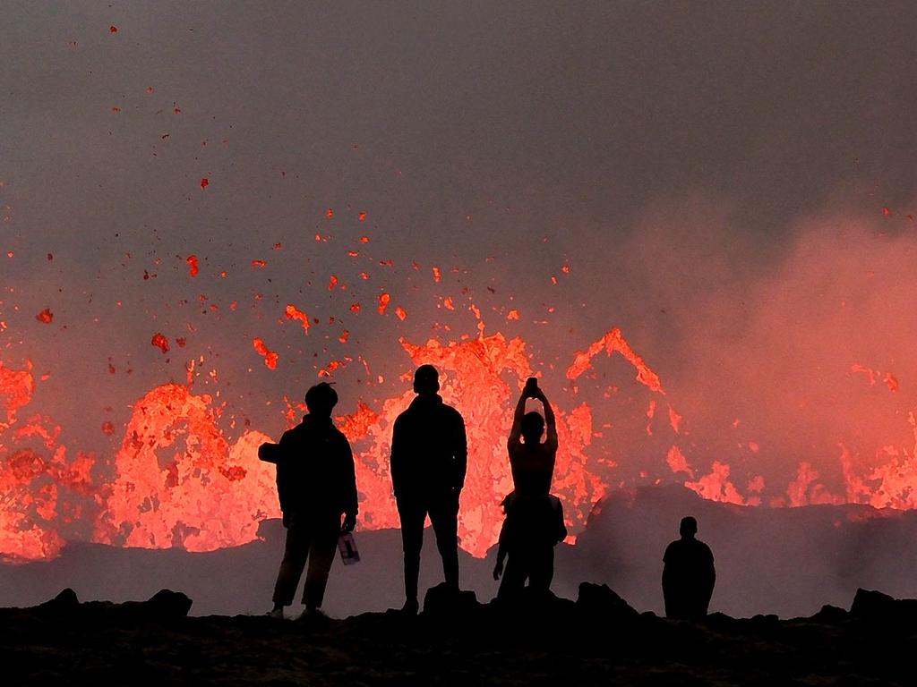 “When you look in the centre of the lava flow, it’s a lot brighter than I was expecting it to be,” Lynch said. Picture: by Kristinn Magnusson / AFP