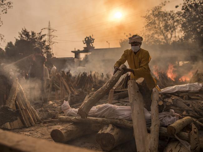 More than 3500 deaths were recorded in the past 24 hours as India‘s COVID-19 crisis intensifies. Picture: Anindito Mukherjee/Getty Images