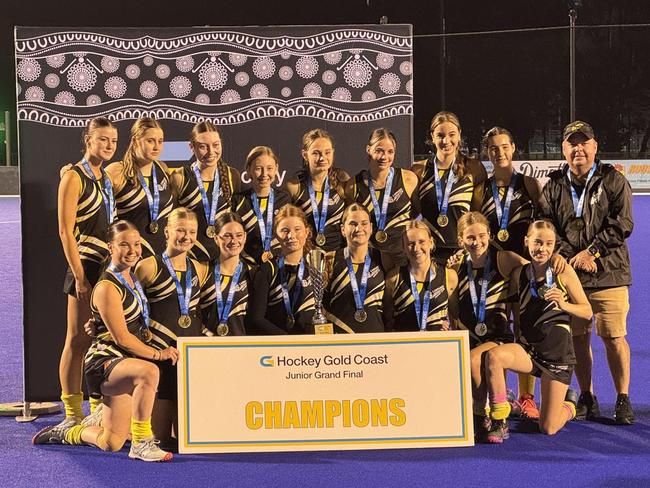 Labrador Hockey Juniors. Pictured: Open Girls (U18) Premiers