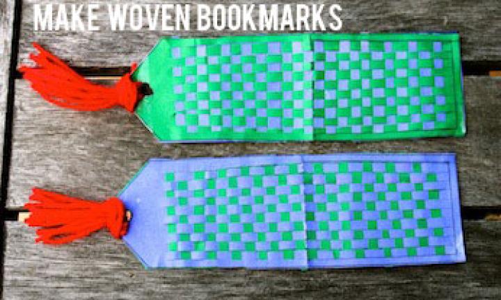 Make a woven bookmark