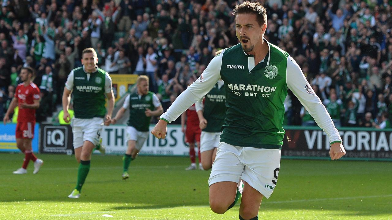 Jamie Maclaren rescued a point for Hibernian.