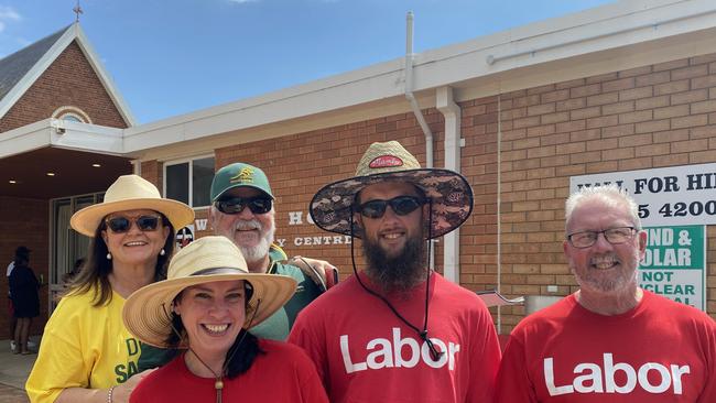 National supporters Jen and Steven Cowley with Labor supporters Amanda, Kris and Ian Peppernell.