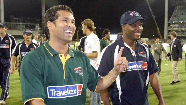 Sachin Tendulkar and Brian Lara at the Asia v The Rest of the World tsunami fundraiser at the MCG.