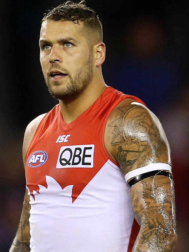 Lance Franklin and teammates wore armbands honouring Rohan's twins. Pic: Michael Klein